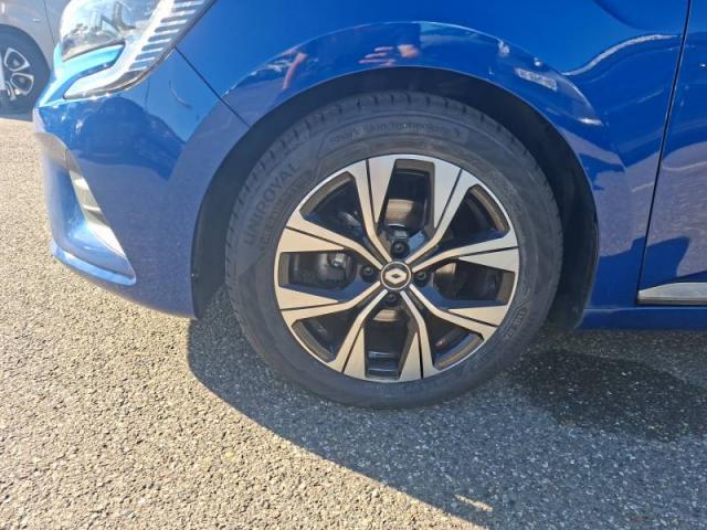 Renault Clio image 2