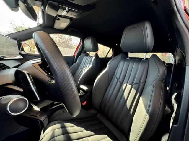 Peugeot 2008 image 4