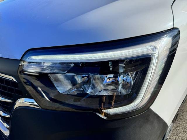 Renault Master image 3