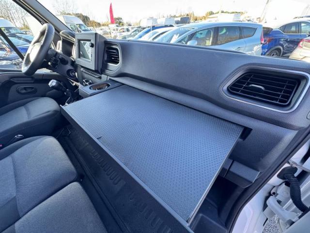 Renault Master image 6