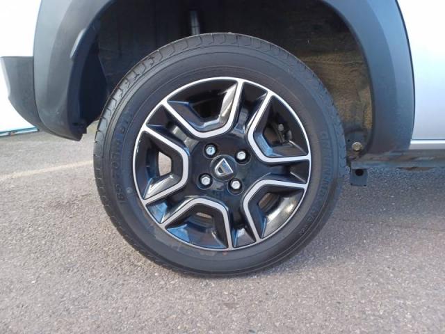 Dacia Spring image 6