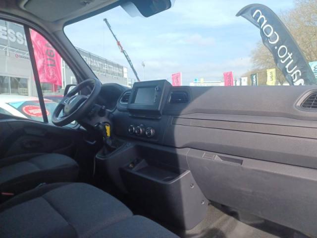 Renault Master image 8
