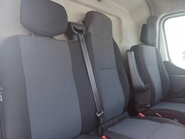 Renault Master image 4