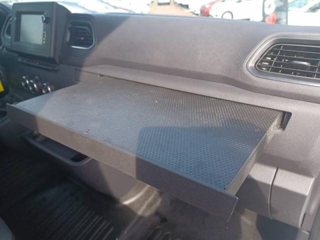 Renault Master image 5