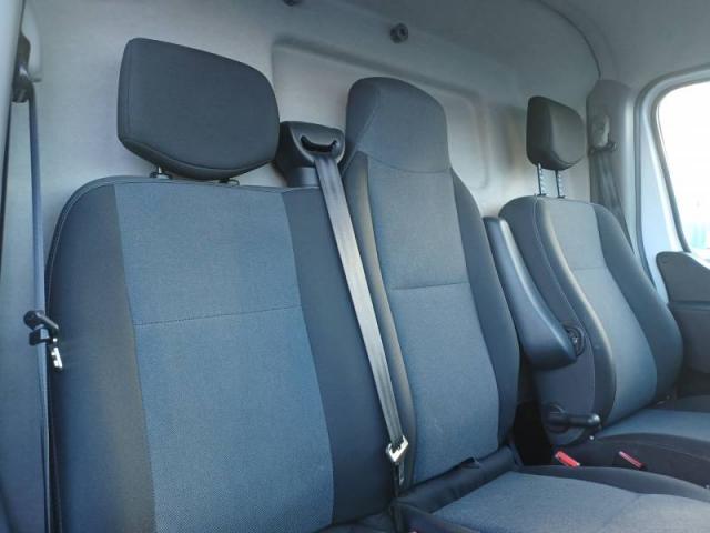 Renault Master image 6
