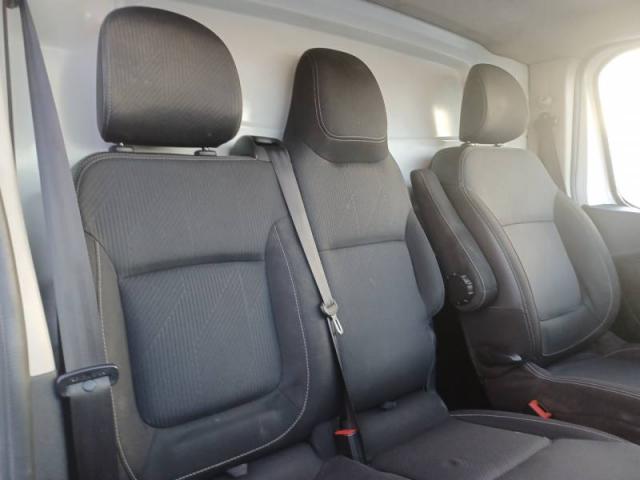 Renault Trafic image 1
