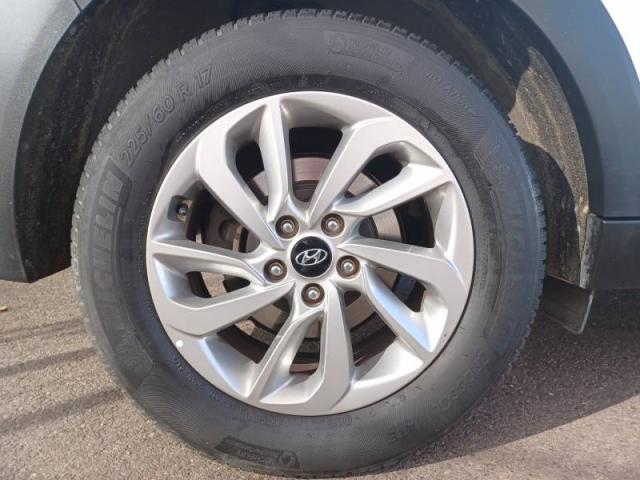 Hyundai Tucson image 2