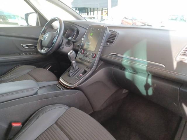 Renault Grand Scénic image 8