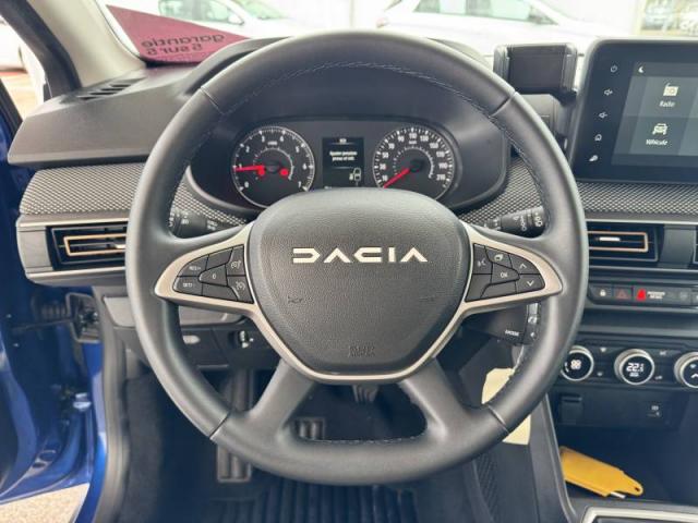 Dacia Sandero image 1