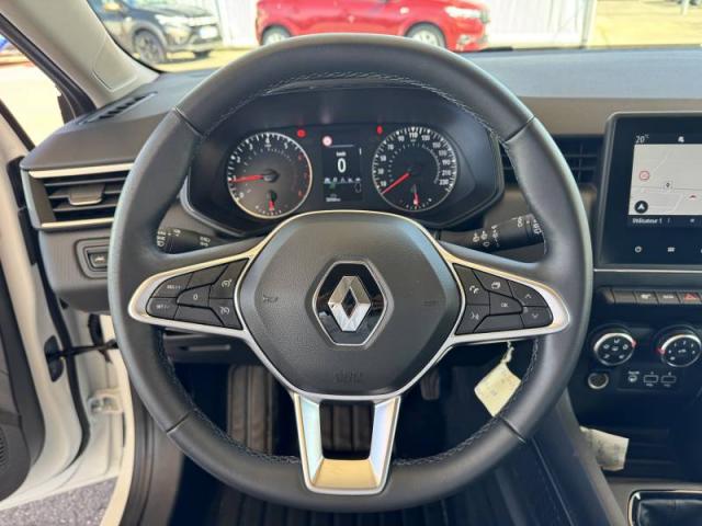 Renault Clio image 9