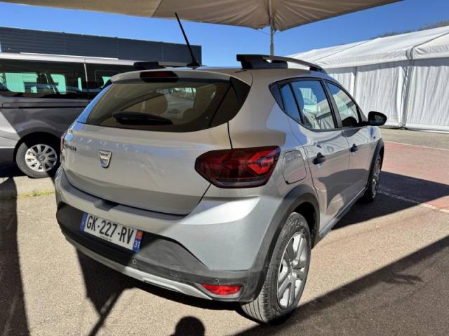 Dacia Sandero image 2
