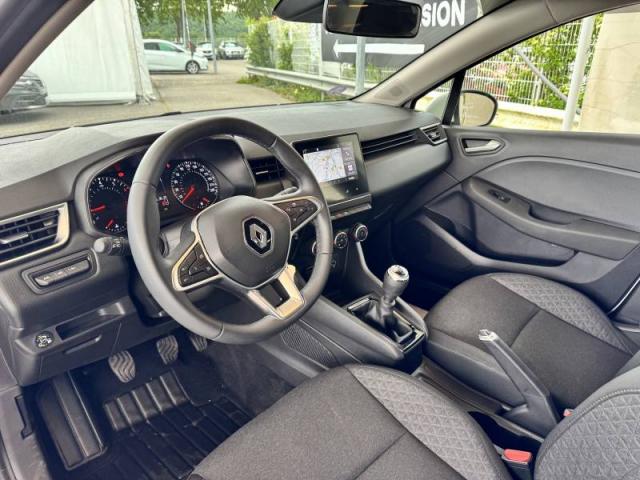 Renault Clio image 2