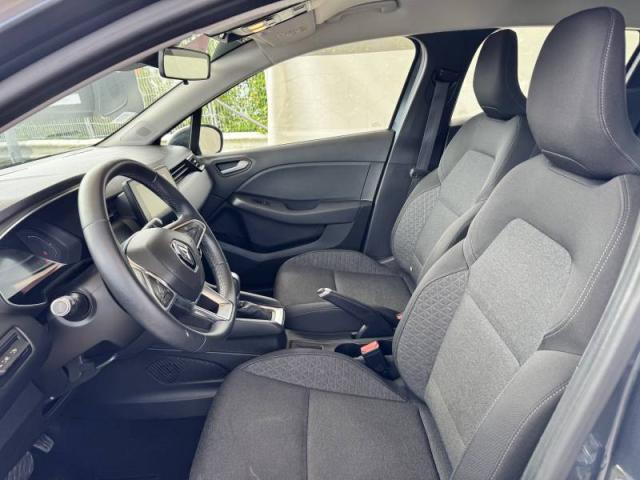Renault Clio image 2