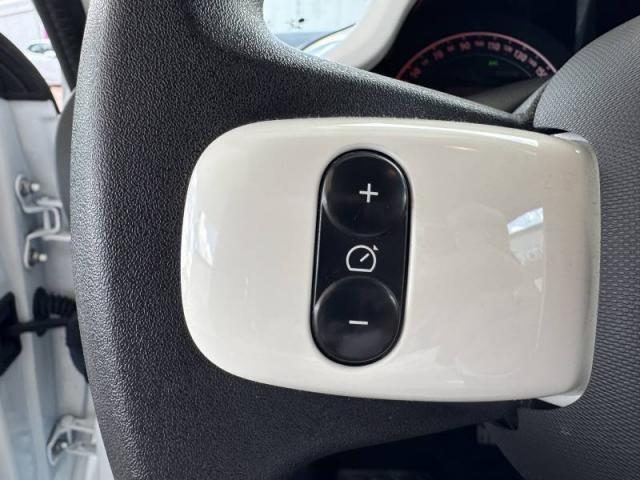 Renault Twingo image 2