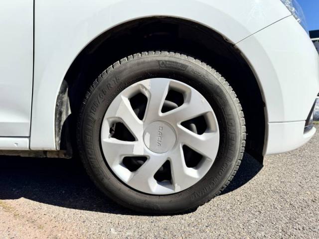 Dacia Logan image 6