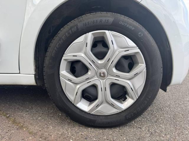 Renault Twingo image 2