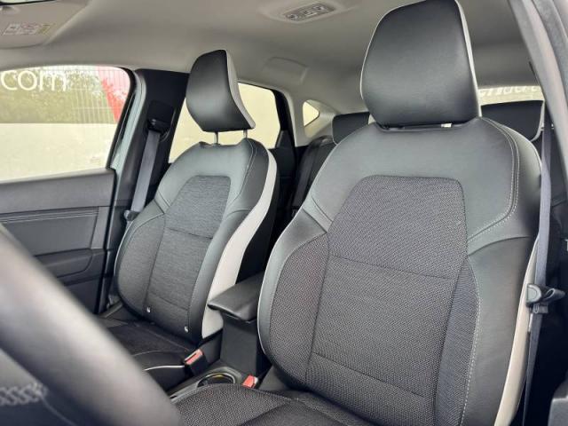 Renault Captur image 6