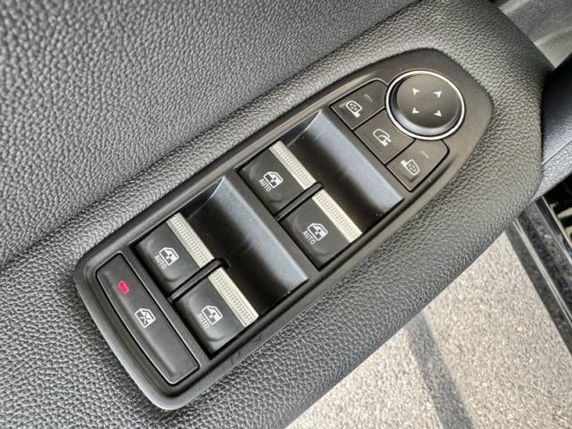 Renault Captur image 8