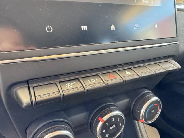 Renault Captur image 9