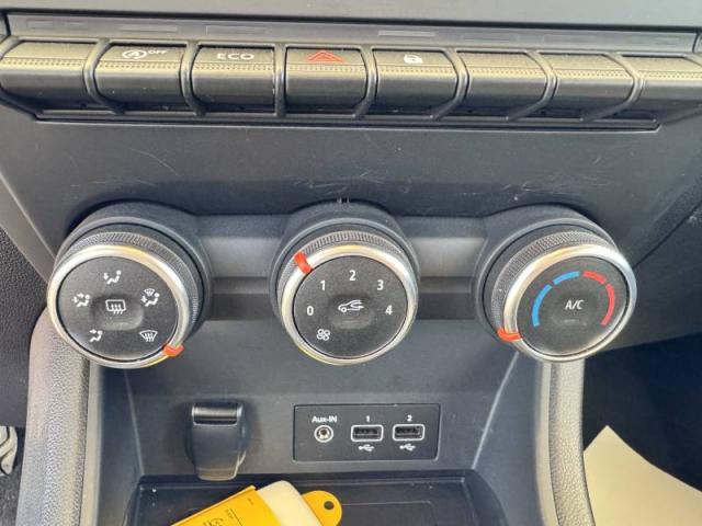 Renault Captur image 8