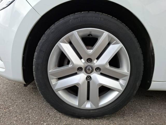Renault Clio image 9