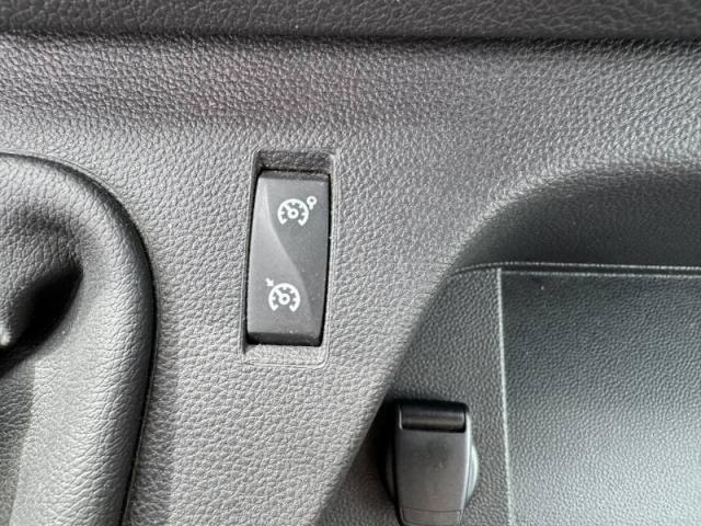 Renault Master image 4