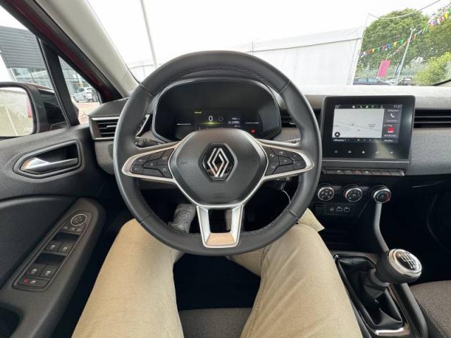 Renault Clio image 2