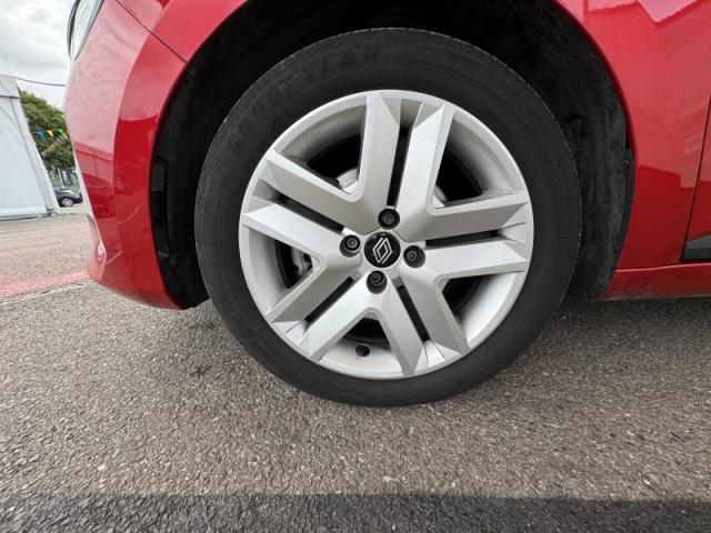 Renault Clio image 9