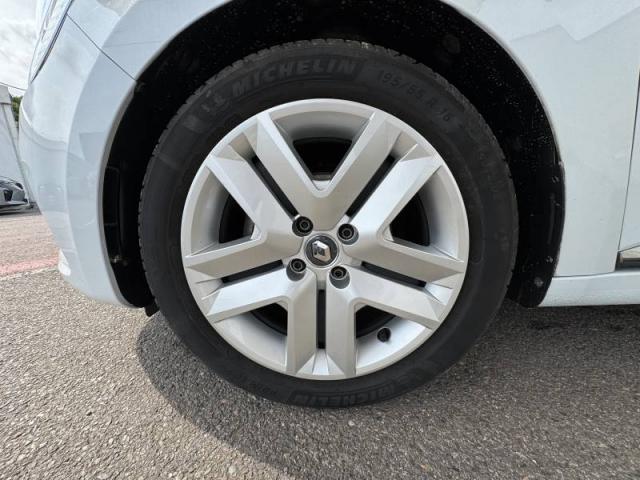 Renault Clio image 8