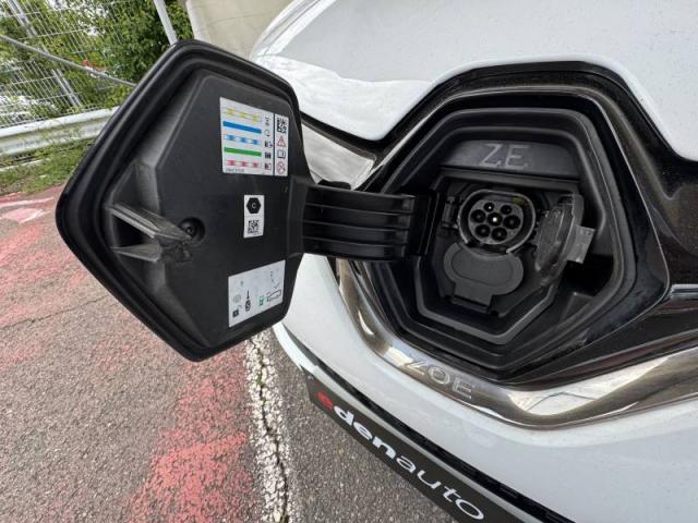 Renault Zoe image 8