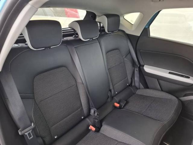 Renault Captur image 9