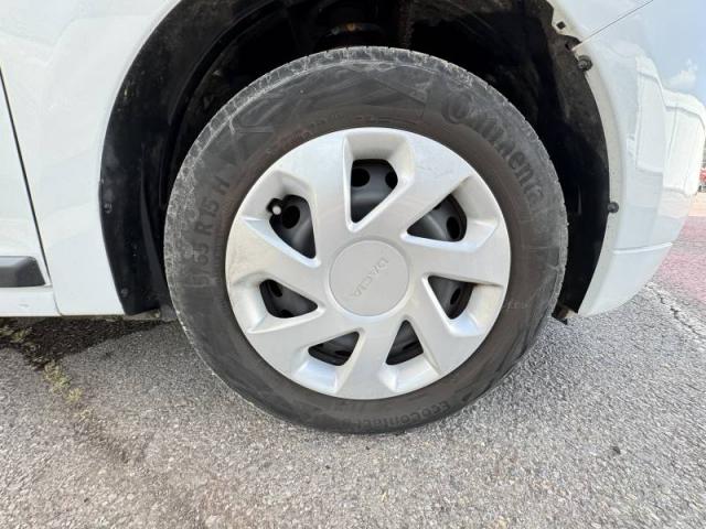 Dacia Logan image 4