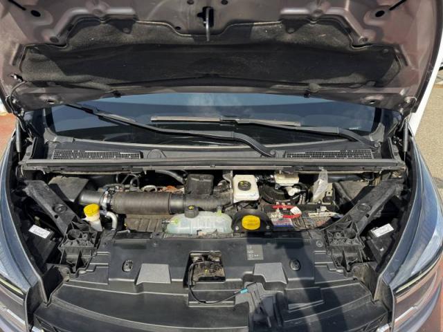 Renault Trafic image 7