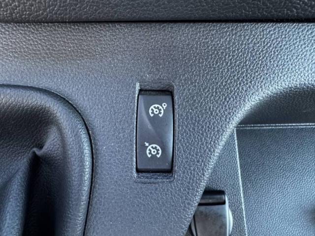 Renault Master image 2