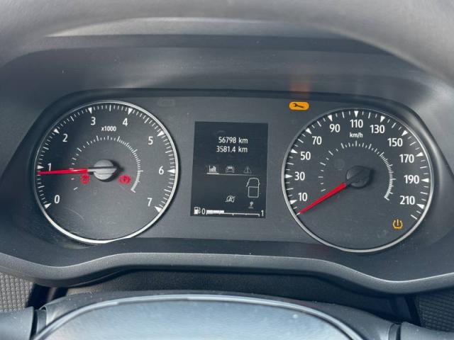 Renault Trafic image 9
