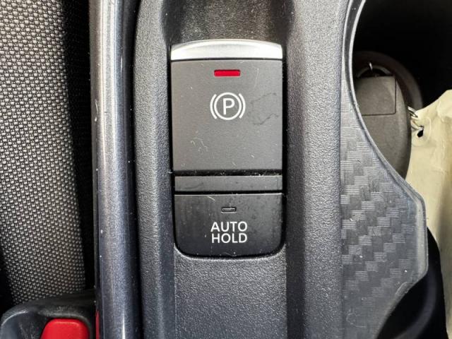 Nissan Juke image 5