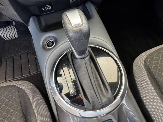 Nissan Juke image 8