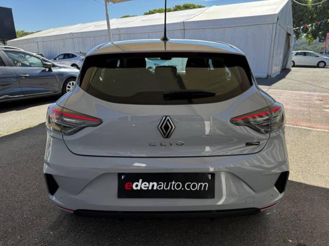 Renault Clio image 2