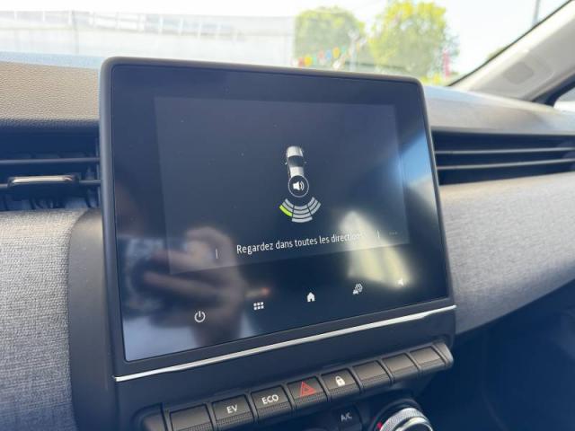 Renault Clio image 1
