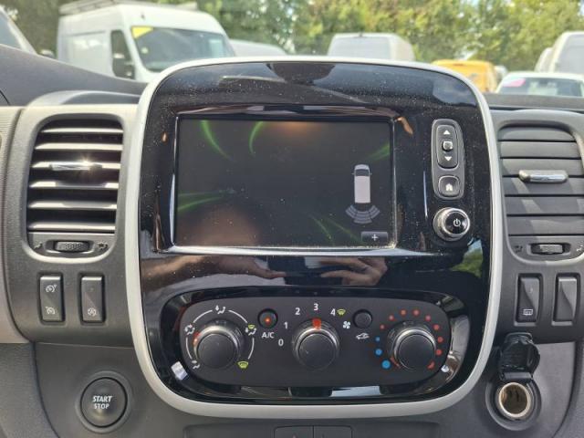 Renault Trafic image 3