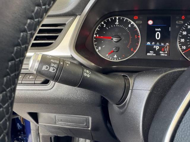 Renault Captur image 2