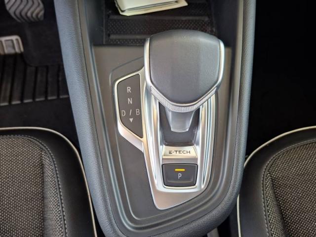 Renault Captur image 8