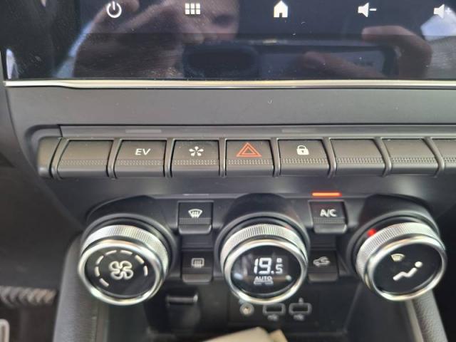 Renault Captur image 7
