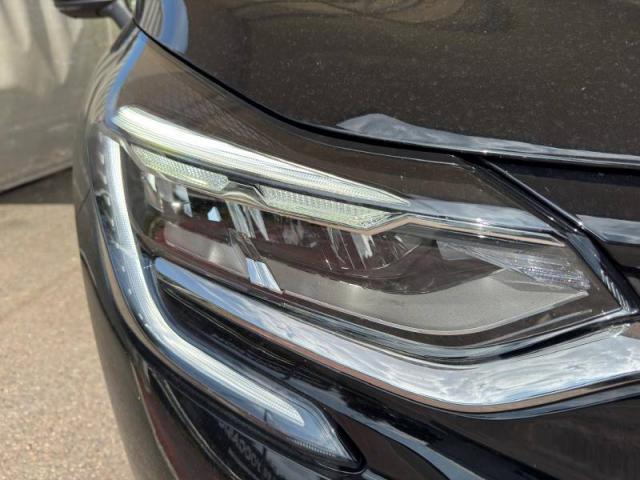 Renault Captur image 1