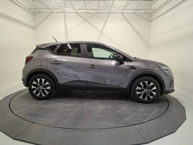 Renault Captur image 1