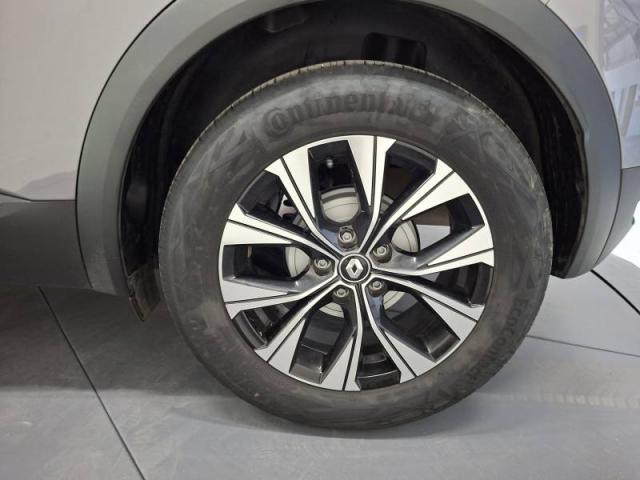 Renault Captur image 2
