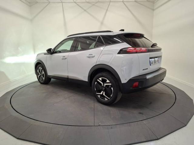 Peugeot 2008 image 8