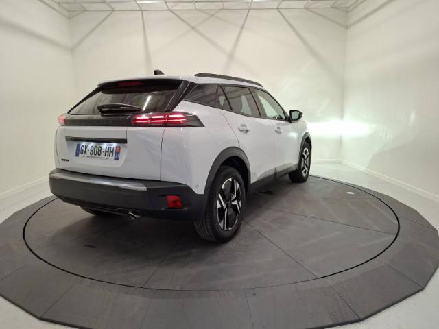 Peugeot 2008 image 3