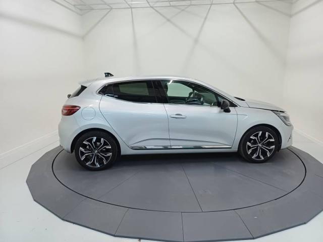 Renault Clio image 9