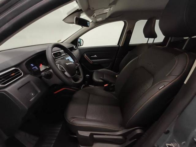 Dacia Duster image 2